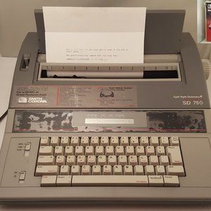 SMITH CORONA Memory Typewriter | SD 750 w/ Spell-Right | Model 5F | 71092 | USED